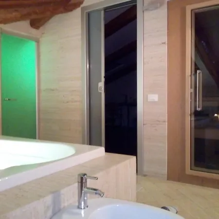 Manin Private - Very Close To The Sea