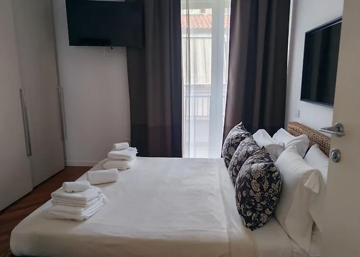 Manin Private Spa, Luxury Very Close To The Sea Apartman *