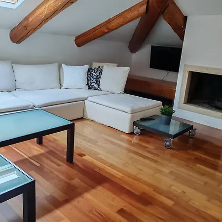 Apartment Manin Private Spa, Luxury Very Close To The Sea, With Umbrella And Deckchairs Included