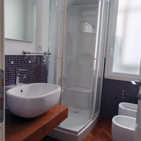 Manin Private Spa, Luxury Very Close To The Sea - Umbrella And Deckchair Included 페스카라