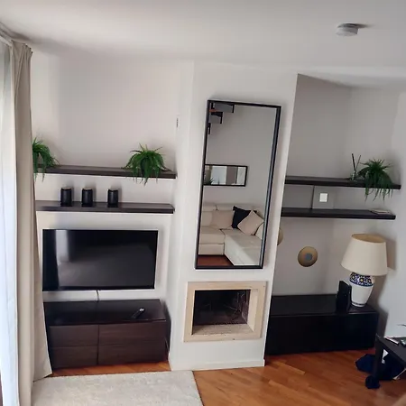 Manin Private Spa, Luxury Very Close To The Sea Апартаменты *