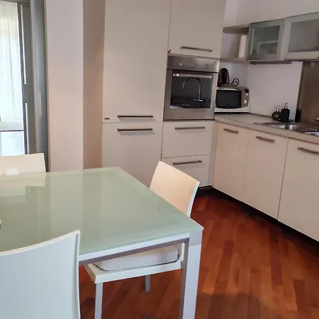 Apartment Manin Private Spa, Luxury Very Close To The Sea, With Umbrella And Deckchairs Included