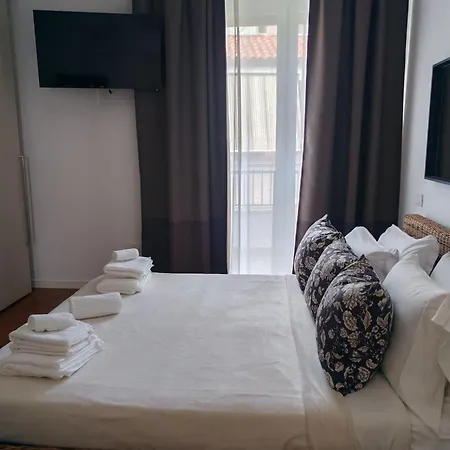 Manin Private Spa, Luxury Very Close To The Sea Апартаменты *